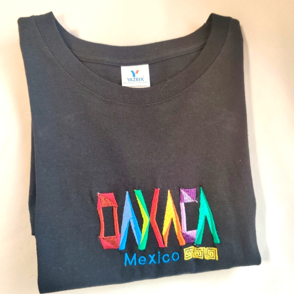 Oaxaca Embroidery Men's Black T shirt XL